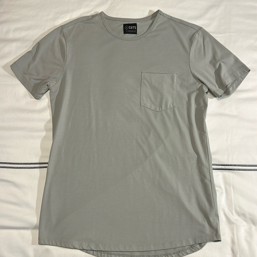 Men’s CUTS Elongated Medium Gray Pyca Pro Tee